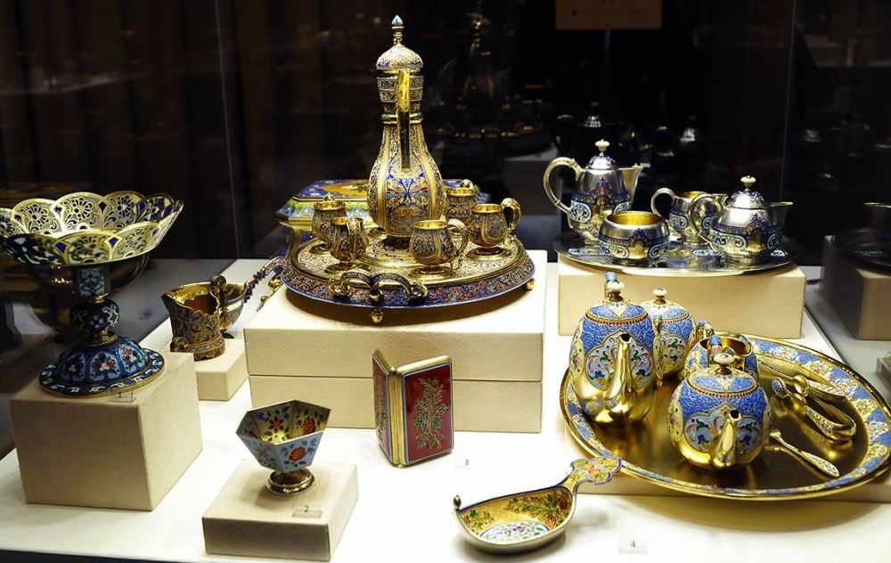 Антикварная посуда, серебро, золото - Изображение №1